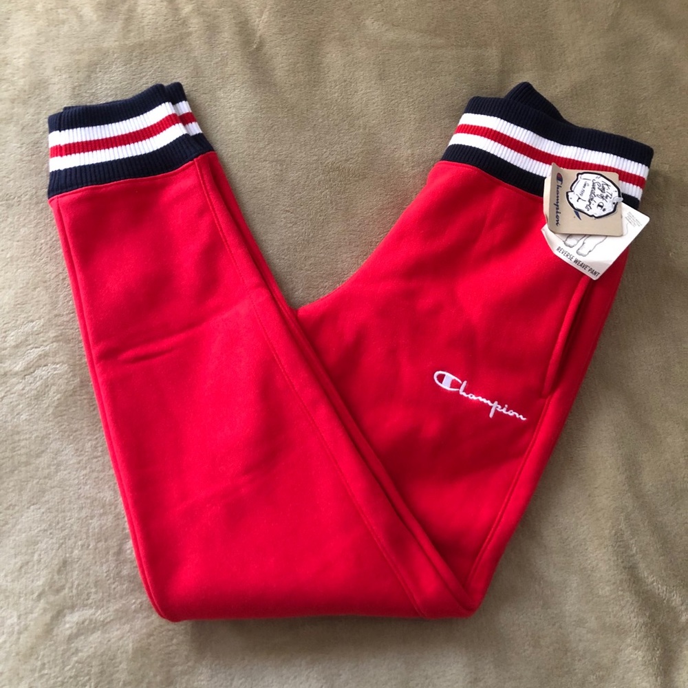 🆕XS Champion Red Reverse Weave Sweatpants